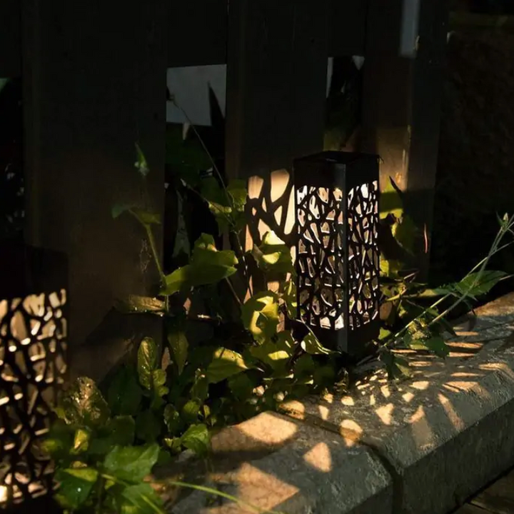 Vintage garden light